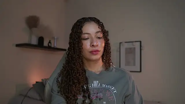 isabella-garcia- 现场XXX聊天