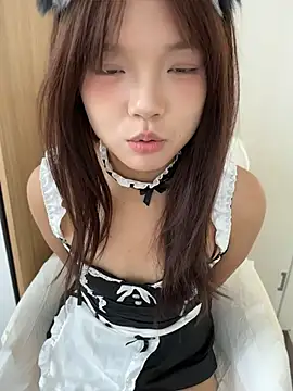 ela_sisi Adlı Modelin Canlı XXX Sohbeti