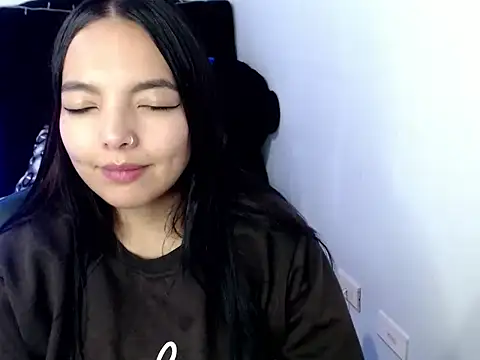 loren_tits24 现场XXX聊天