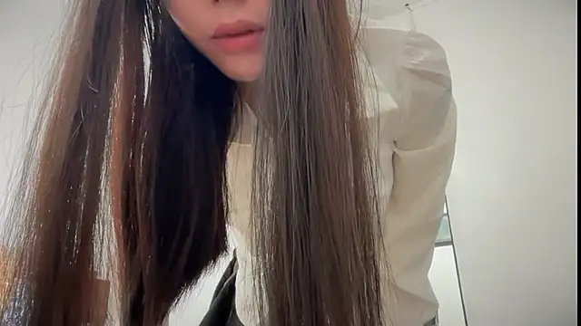 צ'אט XXX בשידור חי של bajejek01