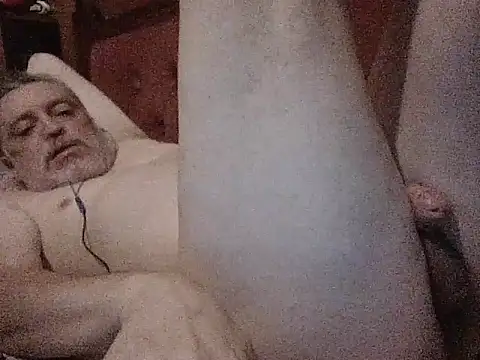PilotingMuchness – webcam-show
