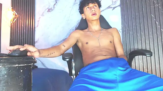 BlakeSttone Chat XXX live