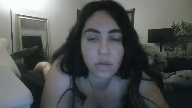 Chatroom XXX en direct de WetFlower69
