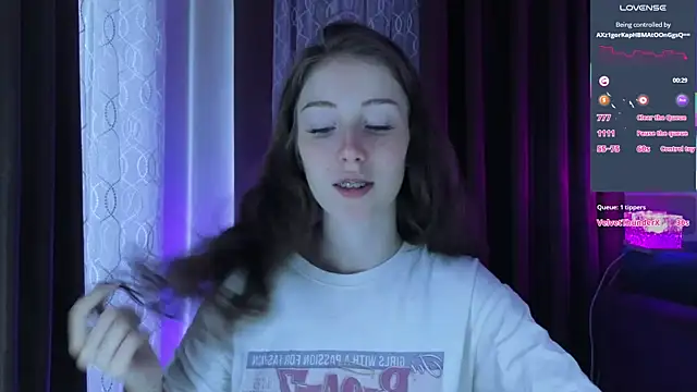 XXX chat uživo modela eskatmi