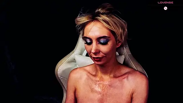 دردشة Blondice الجنسية المباشرة