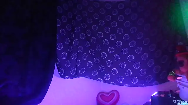 Chatroom XXX en direct de Guyst049