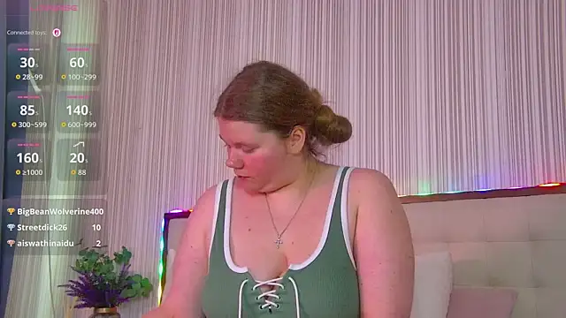 RubyValen's Live XXX Chat