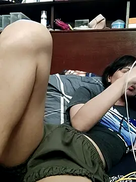 QueenSoreal's Live XXX Chat