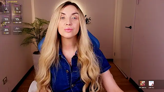 White_F0x Adlı Modelin Canlı XXX Sohbeti