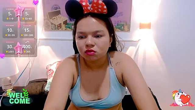 Chat +18 de naomi_cute19 ao vivo