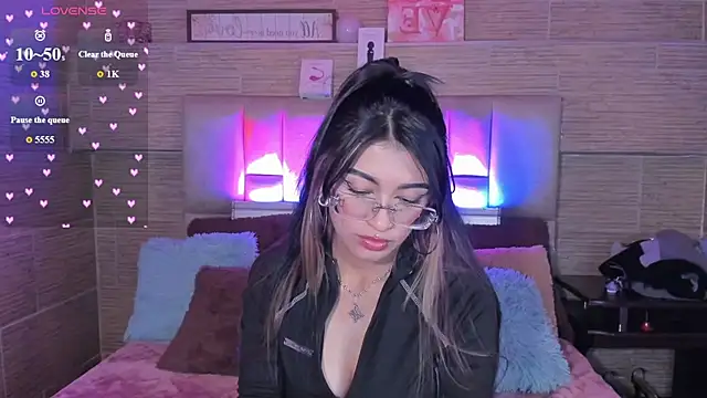 Chat XXX ao vivo de mia_devine_