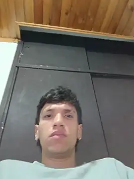 H3ll_B0Y_'s Live XXX Chat