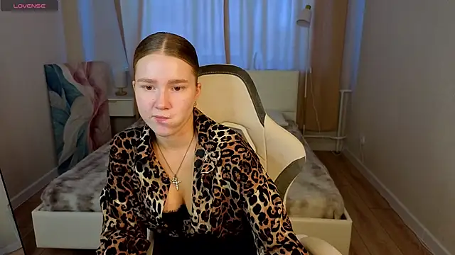 Cherryyy_Bliss Chat XXX in diretta