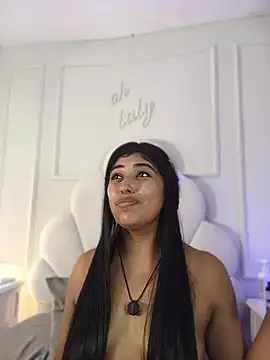 צ'אט XXX בשידור חי של Kaylachannell