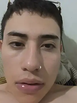 Thiagoo_Vega's Live XXX Chat