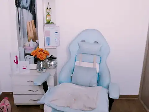 BOREAL_MOON live XXX chat