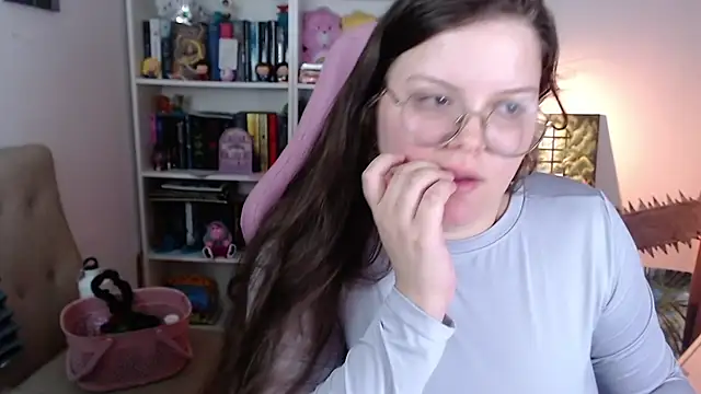 Gabiwaifu XXX чат на живо