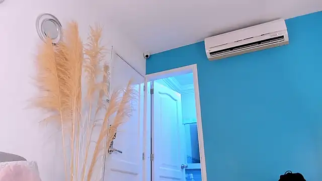 XXX chat uživo modela LahanaKimish