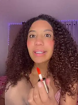 Daphnne_Curly Chat XXX live