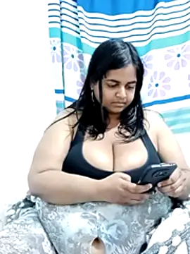 SusanaEshwar Adlı Modelin Canlı XXX Sohbeti