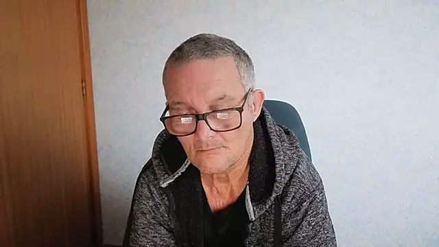 daddy_man Chat XXX in diretta