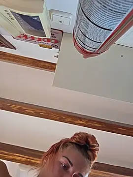 Živý XXX chat kylie_blck