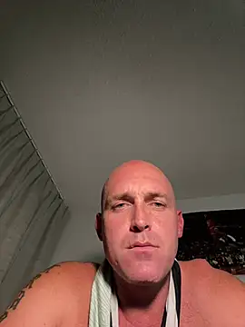 Chat XXX en directo de DaSwitch85
