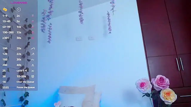 Sarabubbie Chat XXX in diretta