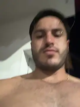 noahstevenss XXX чат на живо