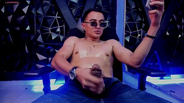 Chat +18 de LiamDeeps ao vivo