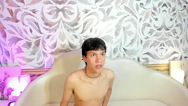 max_hunter1 লাইভ XXX চ্যাট