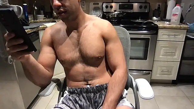 BigGuyMuscle Show in webcam