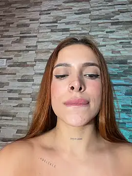Živý XXX chat CiaraMorettii