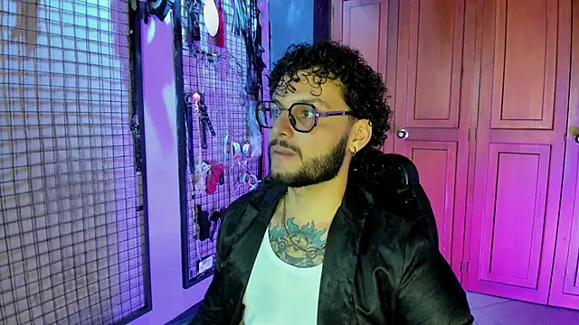Živý XXX chat Twisted_Fantasy