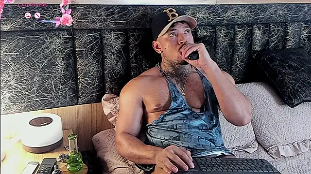 Stiven_collins Adlı Modelin Canlı XXX Sohbeti