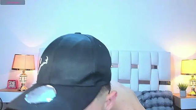 Zeus_damian21's Live XXX Chat