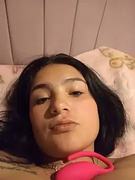 michellee444's Live XXX Chat