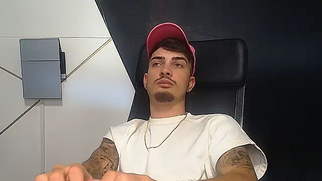 BrandonTate Webcam show