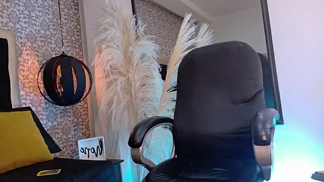 KarolFoxxi__'s Live XXX Chat