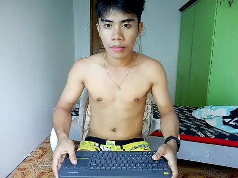 valerio_fernan's Live XXX Chat