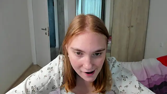 ReddHotPipper XXX чат на живо