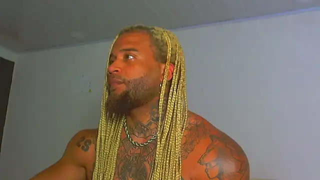 ragnar0825 Chat XXX in diretta