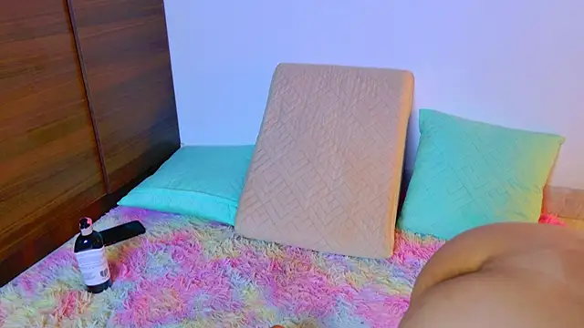 Živý XXX chat KeendallRouse