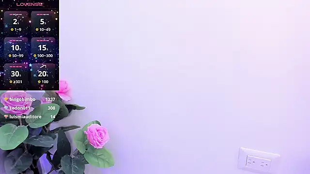 emma_bloomm's Live XXX Chat