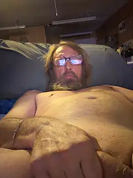 THE-CHAMPLOVENIPPLES73's Live XXX Chat