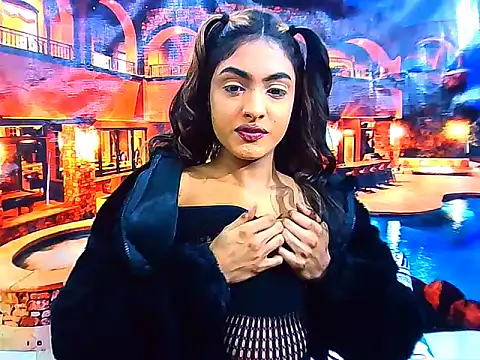 IndianPretty14u2Luv Live XXX-Chat