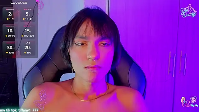 tiffanyy_777's Live XXX Chat