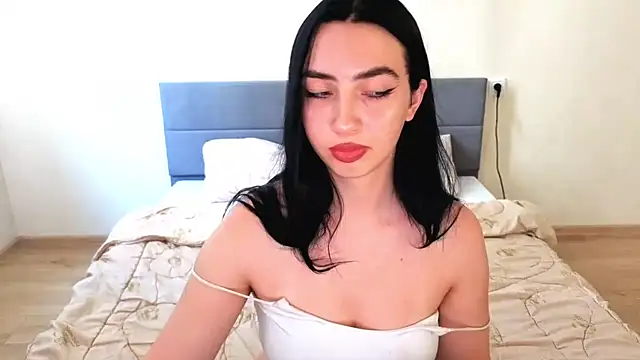 XXX chat uživo modela WildKittenX_