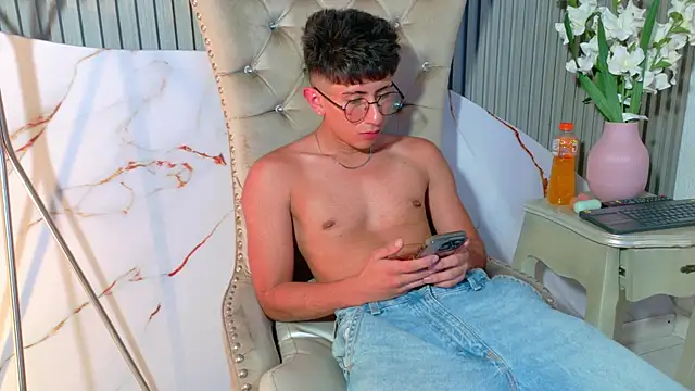 AndyJustgame_ 现场XXX聊天