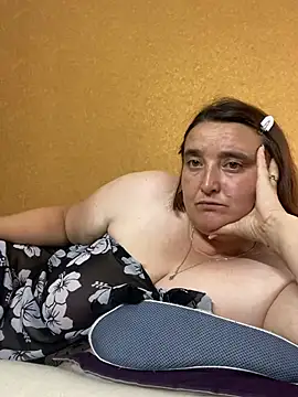LiluHot live XXX chat
